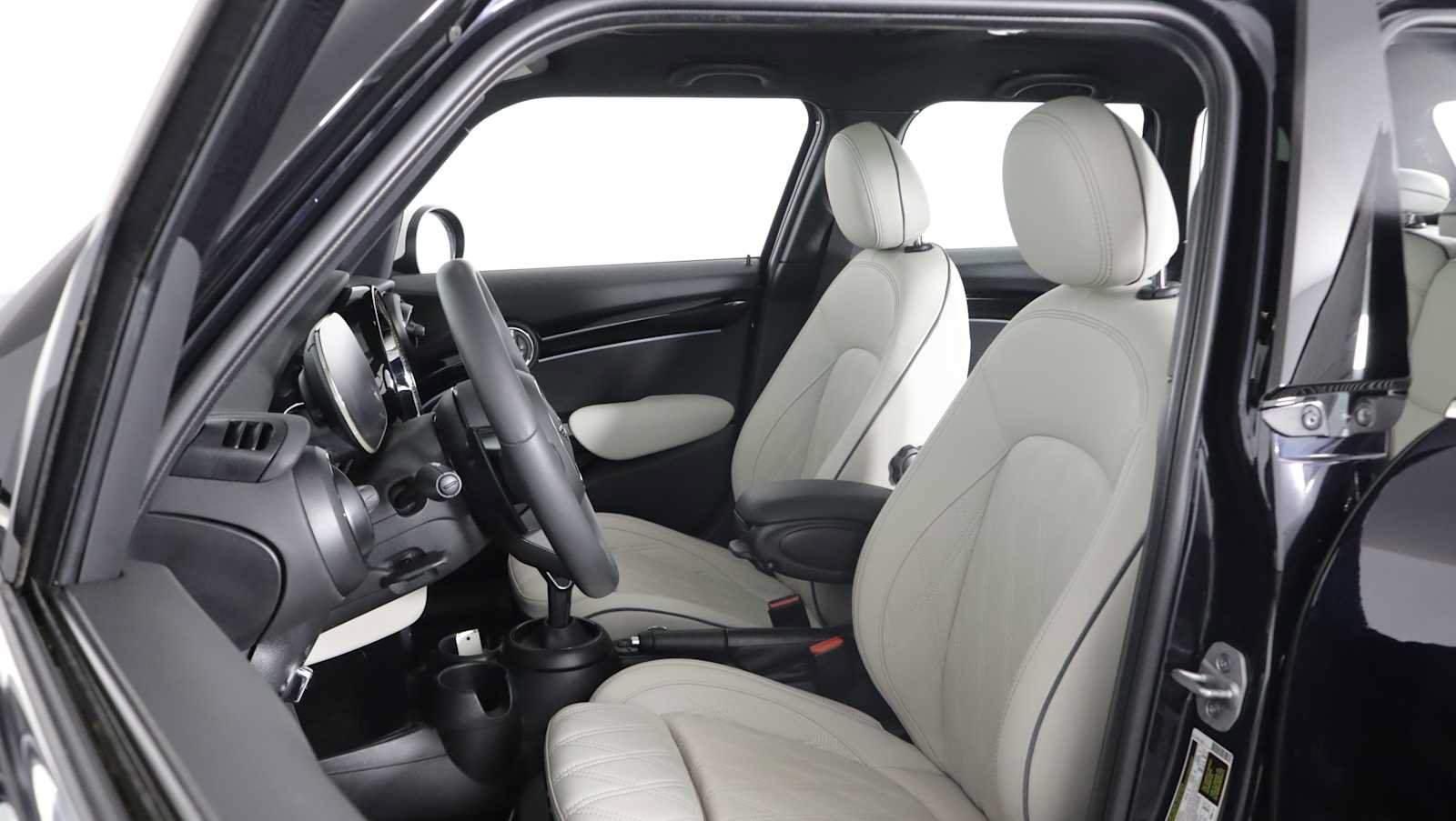Used 2024 MINI Cooper S FWD image 11
