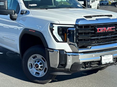 New 2025 GMC Sierra 2500 Pro w/ 1SA Pro Safety Plus Package image 3
