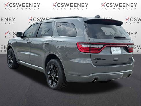 Used 2025 Dodge Durango GT AWD/4WD image 6