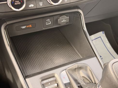 Used 2024 Honda CR-V LX image 23