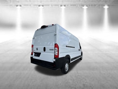 Used 2023 RAM ProMaster 2500 FWD image 7