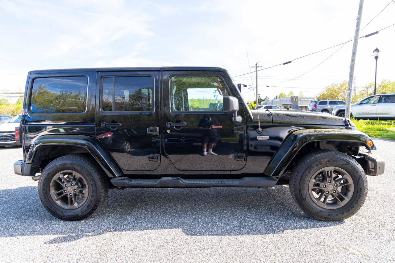 Used 2016 Jeep Wrangler Unlimited Sahara AWD/4WD image 7