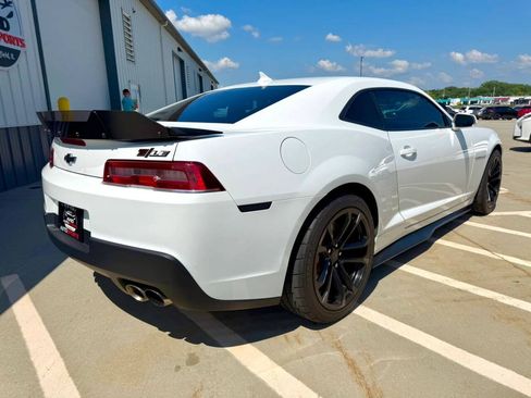 Used 2015 Chevrolet Camaro SS w/ SS Performance Package RWD image 8