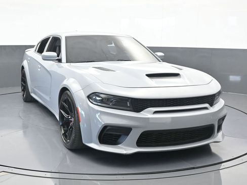 Used 2022 Dodge Charger SRT Hellcat image 9