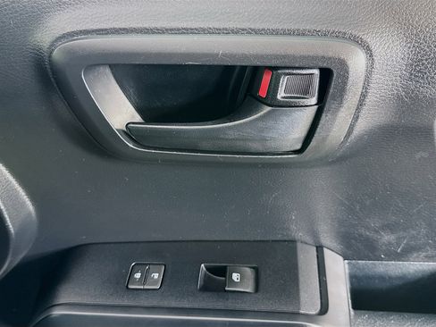 Used 2017 Toyota Tacoma SR image 26