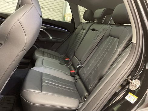 Used 2025 Audi Q5 Premium Plus image 22