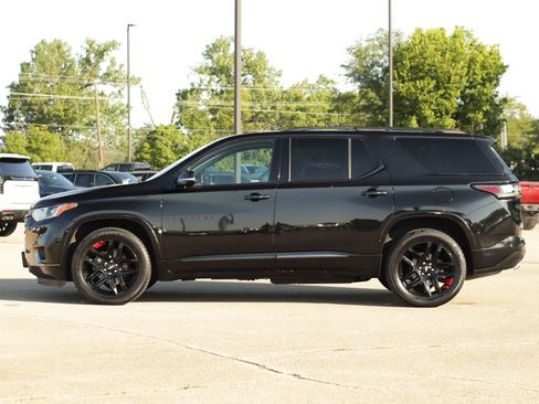 Used 2019 Chevrolet Traverse Premier w/ Redline Edition AWD/4WD image 4