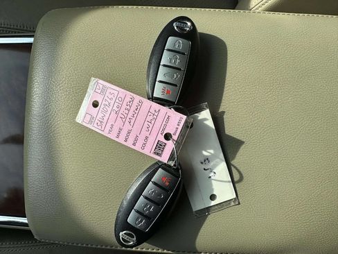 Used 2010 Nissan Murano LE AWD/4WD image 38