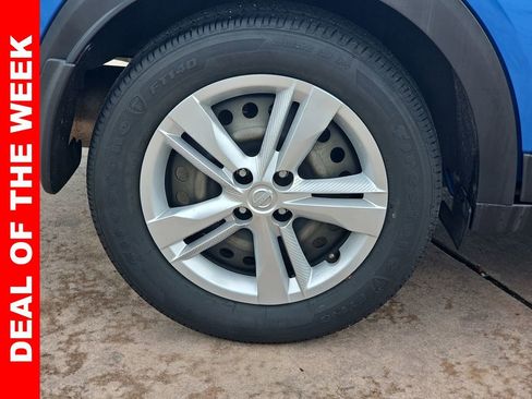 Used 2021 Nissan Kicks S image 35