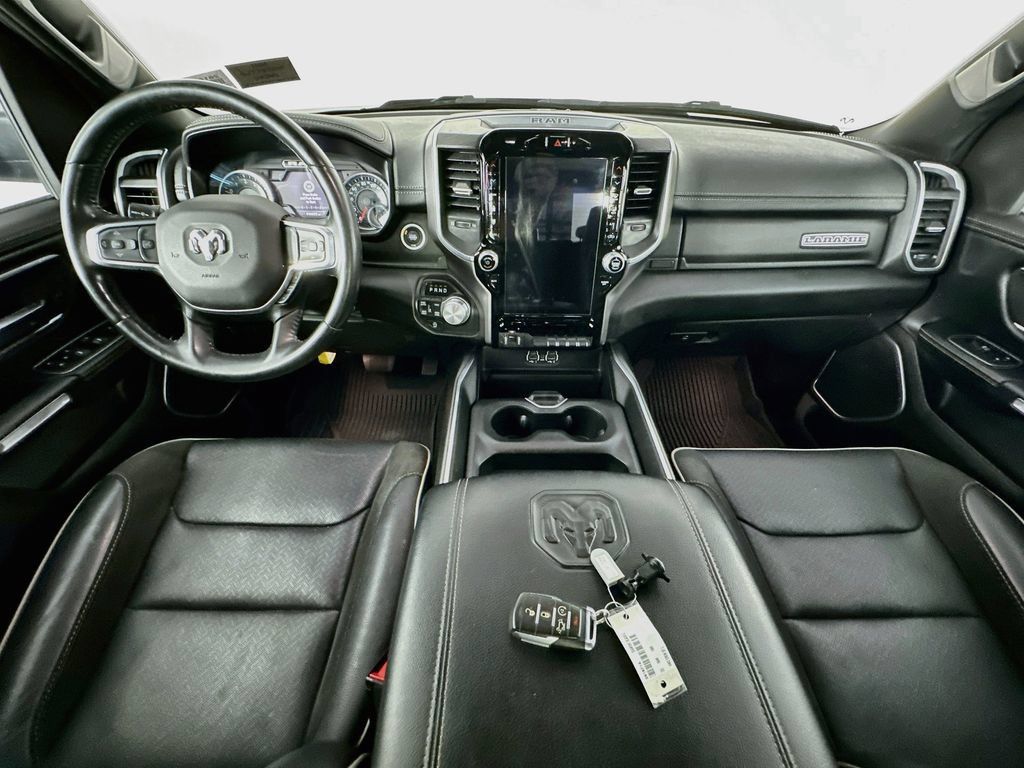 Used 2023 RAM 1500 Laramie AWD/4WD image 10