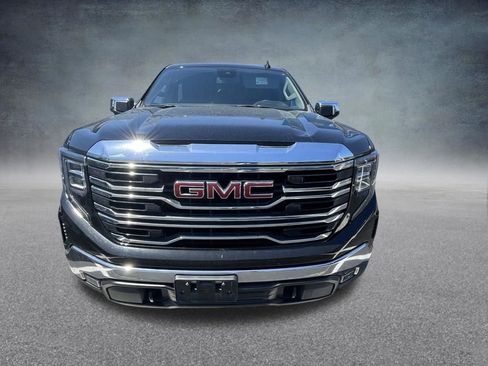 Used 2025 GMC Sierra 1500 SLT AWD/4WD image 2