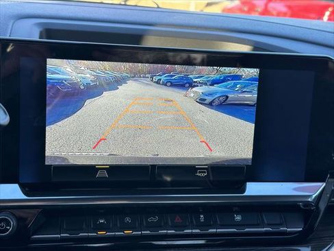 Used 2025 Chevrolet Silverado 1500 LT image 26