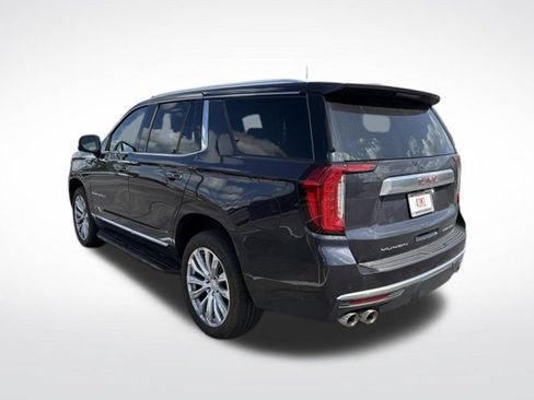 Used 2023 GMC Yukon Denali w/ LPO, Floor Liner Package AWD/4WD image 10
