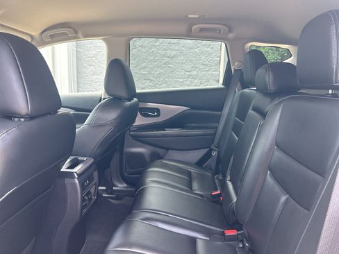 Certified 2024 Nissan Murano SV w/ SV Midnight Edition Package FWD image 12