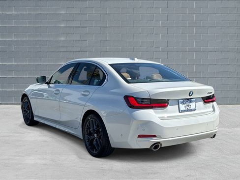 Used 2025 BMW 330i Sedan RWD image 3