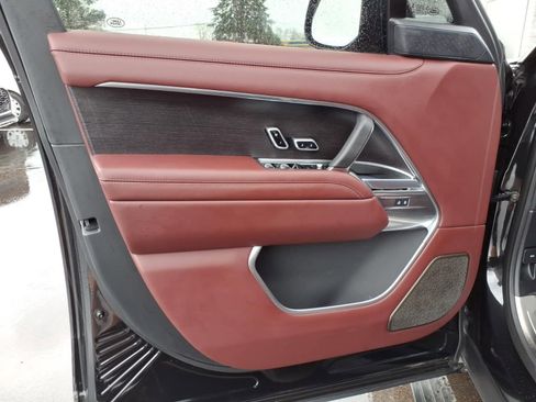 Used 2026 Land Rover Range Rover Long Wheelbase Autobiography AWD/4WD image 15