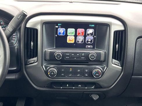 Used 2018 Chevrolet Silverado 1500 LT image 4