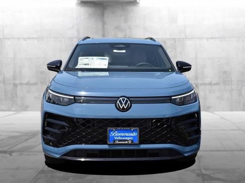 New 2026 Volkswagen Tiguan SE R-Line AWD/4WD image 4