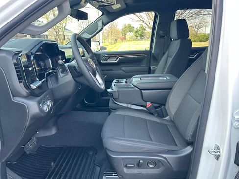 New 2026 GMC Sierra 1500 Elevation image 12