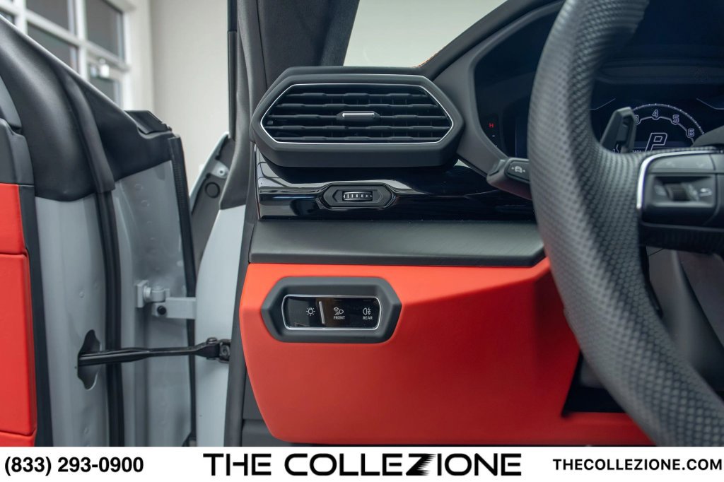 Used 2024 Lamborghini Urus S AWD/4WD image 63