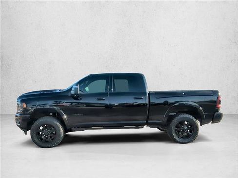Used 2024 RAM 2500 Limited image 8