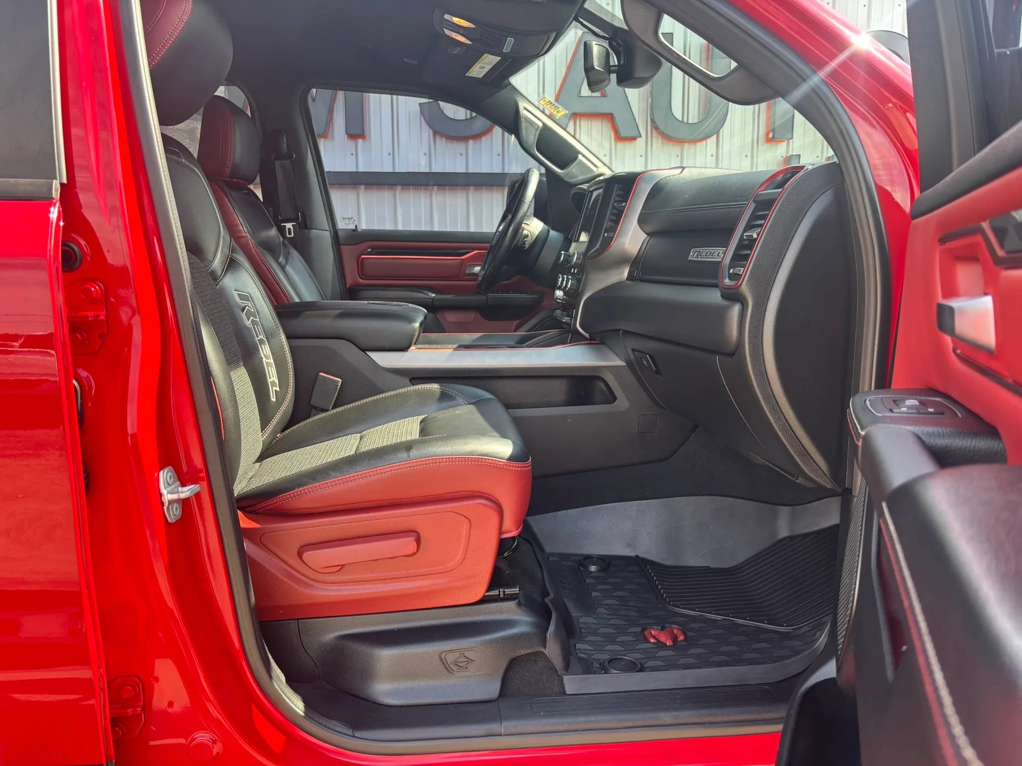 Used 2019 RAM 1500 Rebel w/ Rebel Level 1 Equipment Group AWD/4WD image 18