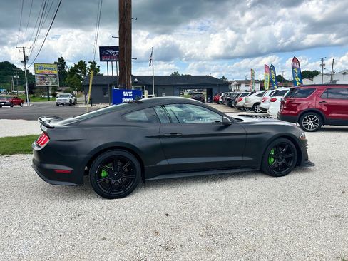 Used 2020 Ford Mustang GT w/ Black Accent Package RWD image 6