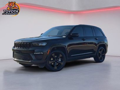 Used 2023 Jeep Grand Cherokee Limited w/ Black Appearance Package