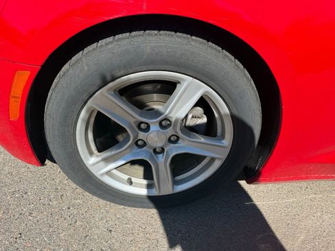 Used 2020 Chevrolet Camaro LT RWD image 24