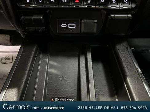 Used 2023 GMC Sierra 2500 Denali w/ Denali Ultimate Package image 19