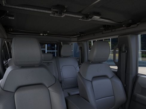 New 2025 Ford Bronco Big Bend w/ Black Diamond Package image 12