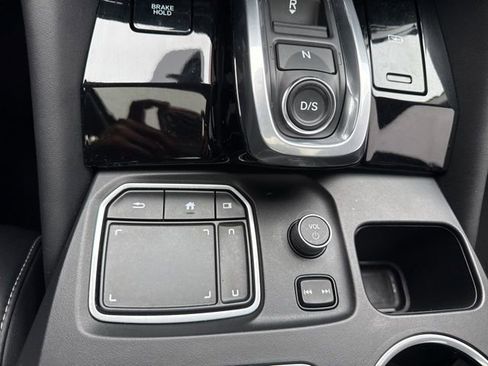 Used 2024 Acura MDX SH-AWD w/ Technology Package image 18
