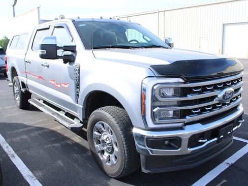 Used 2024 Ford F250 Lariat w/ Chrome Package AWD/4WD image 3