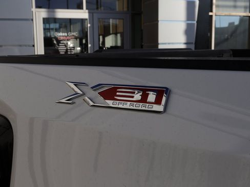 New 2026 GMC Sierra 1500 Elevation w/ Elevation Premium Package image 14