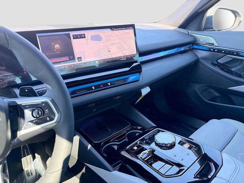 New 2026 BMW 550e xDrive w/ Executive Package AWD/4WD image 29