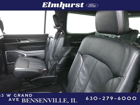 Used 2024 Jeep Wagoneer Series II image 26