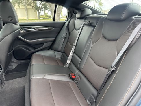 Used 2023 Cadillac CT5 Sport image 9