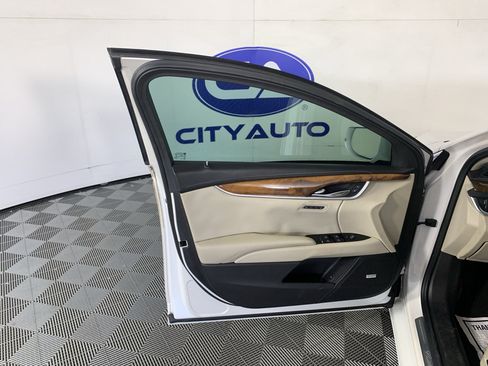 Used 2018 Cadillac XTS Luxury FWD image 12