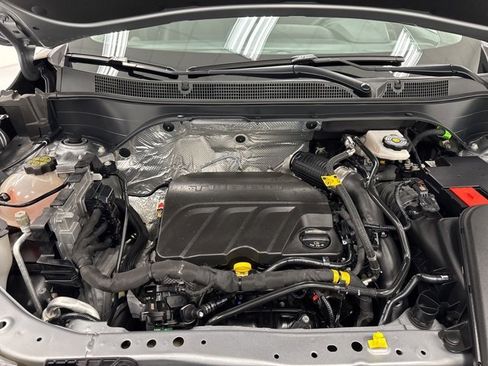 Used 2024 Chevrolet Trax LT image 38