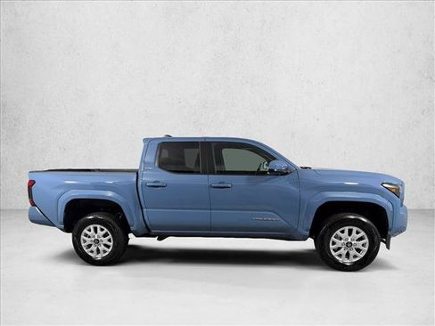 Used 2026 Toyota Tacoma SR5 RWD image 2