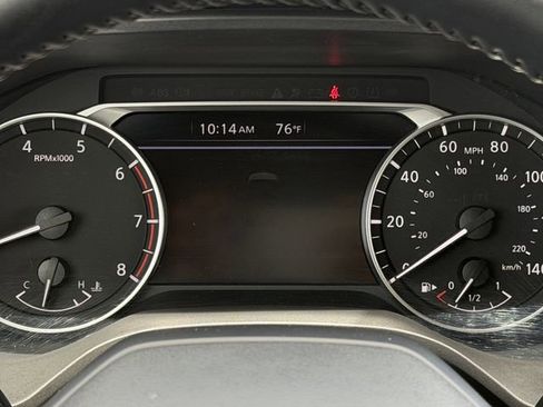 Used 2025 Nissan Rogue SV FWD image 15