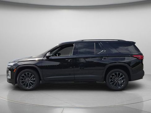 Used 2023 Chevrolet Traverse RS FWD image 3