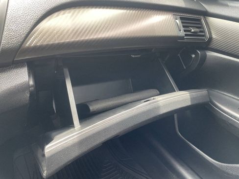 Used 2017 Honda Accord Sport image 30