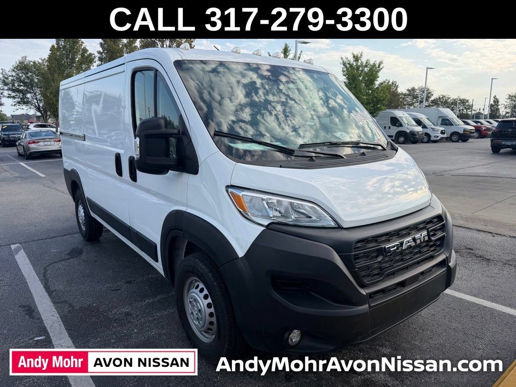 Used 2025 RAM ProMaster 2500 w/ Convenience Group FWD image 1