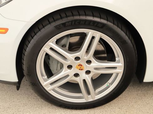 Used 2018 Porsche Panamera 4S AWD/4WD image 38