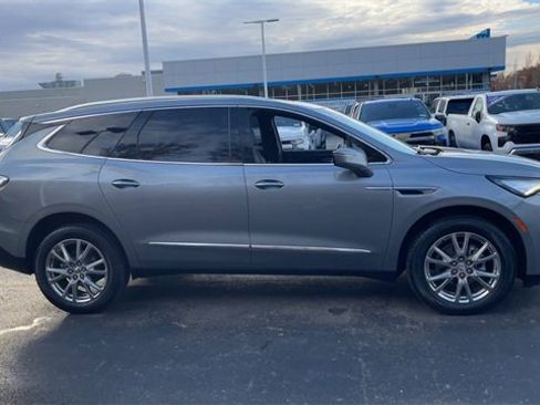 Certified 2023 Buick Enclave Essence w/ Experience Buick Package image 9