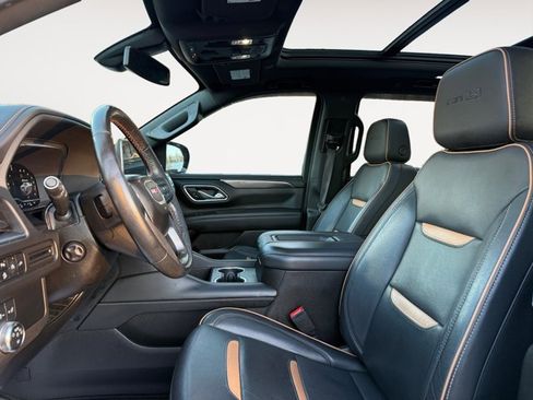 Certified 2022 GMC Yukon XL AT4 image 8