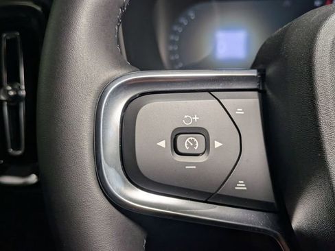New 2026 Volvo XC40 B5 Core w/ Climate Package AWD/4WD image 17