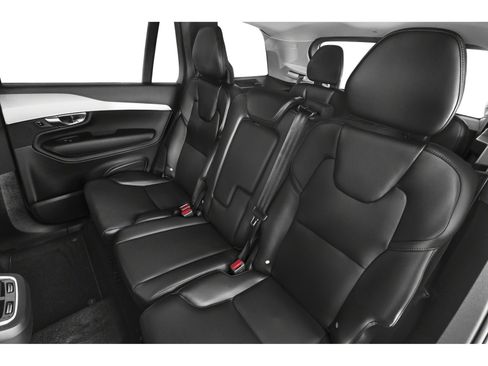 Used 2024 Volvo XC90 B5 Plus w/ Protection Package Premier AWD/4WD image 8