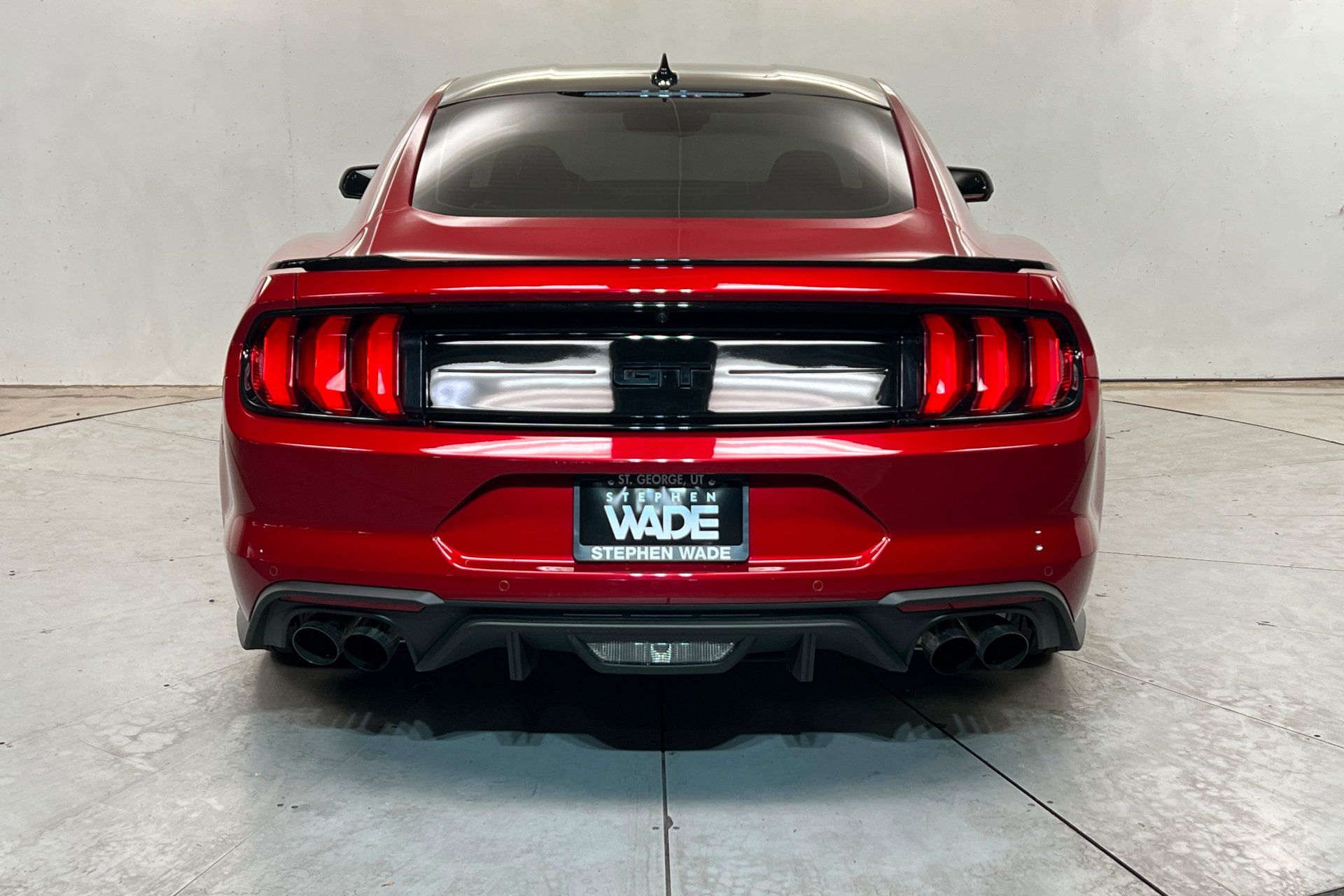 Used 2022 Ford Mustang GT Premium w/ Equipment Group 401A RWD image 4